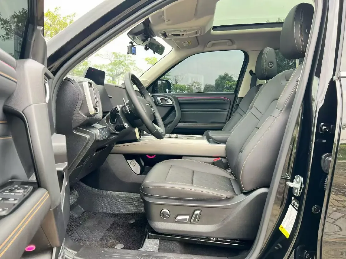 2024 Haval Dargo 1.5T 184HP L4 7DCT,autocango,china used car exporter,china ev exporter,chinese used car exporter,chinese used ev exporter