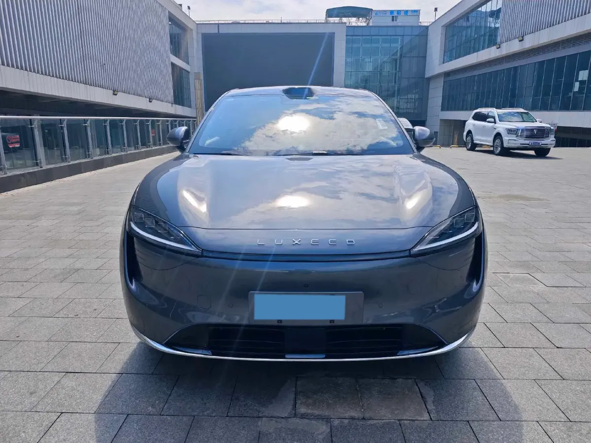2025 Luxeed R7 REEV 156HP REEV,autocango,china used car exporter,china ev exporter,chinese used car exporter,chinese used ev exporter