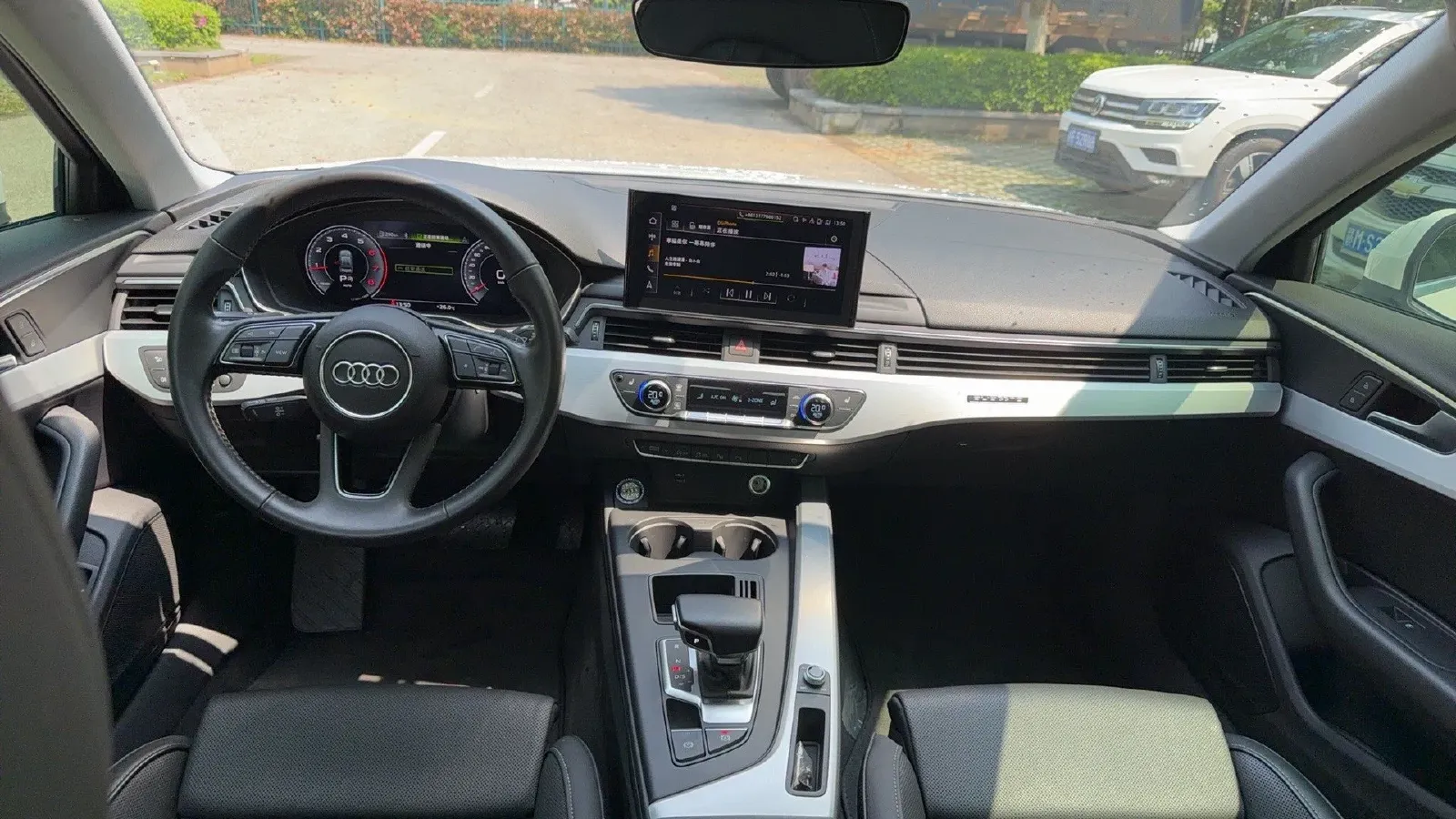 2020 Audi A4L 2.0T 190HP L4 7DCT,autocango,china used car exporter,china ev exporter,chinese used car exporter,chinese used ev exporter