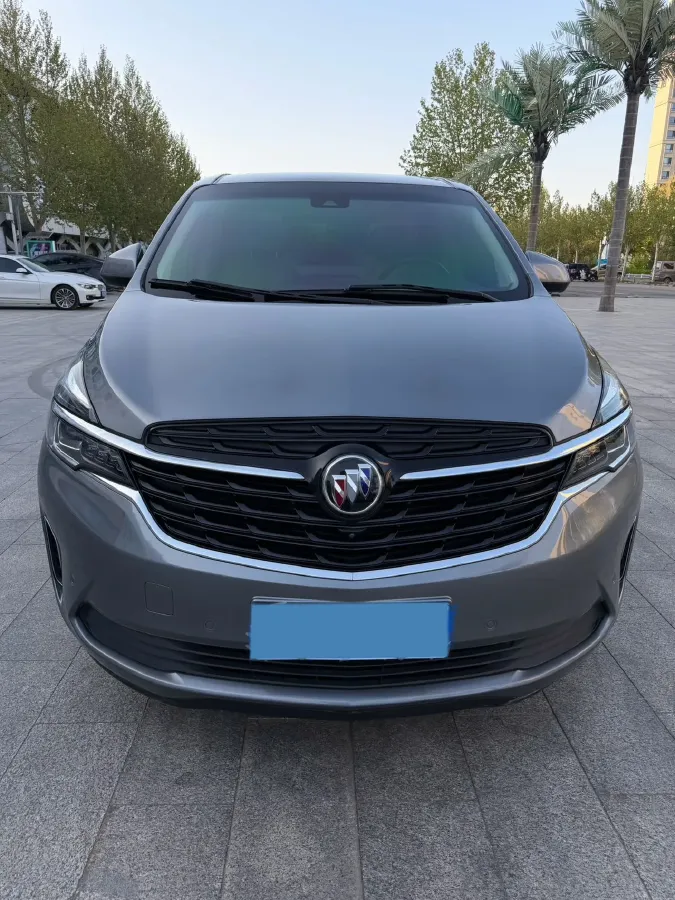 2022 Buick GL8 2.0T 237HP L4 9AT,autocango,china used car exporter,china ev exporter,chinese used car exporter,chinese used ev exporter