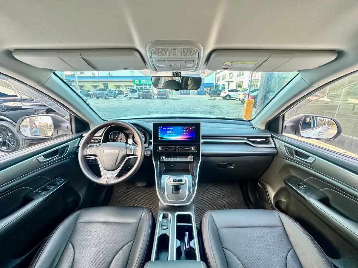 2023 Haval M6 1.5T 150HP L4 7DCT,autocango,china used car exporter,china ev exporter,chinese used car exporter,chinese used ev exporter