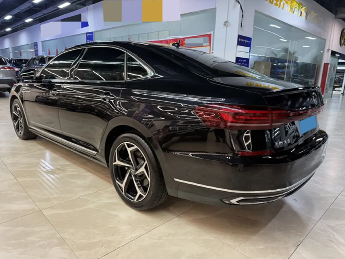 2024 Volkswagen Passat 2.0T 220HP L4 7DCT,autocango,china used car exporter,china ev exporter,chinese used car exporter,chinese used ev exporter