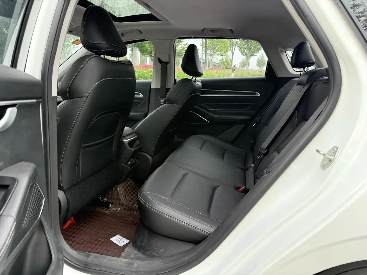 2023 Geely Emgrand 1.5L 127HP L4 5MT,autocango,china used car exporter,china ev exporter,chinese used car exporter,chinese used ev exporter