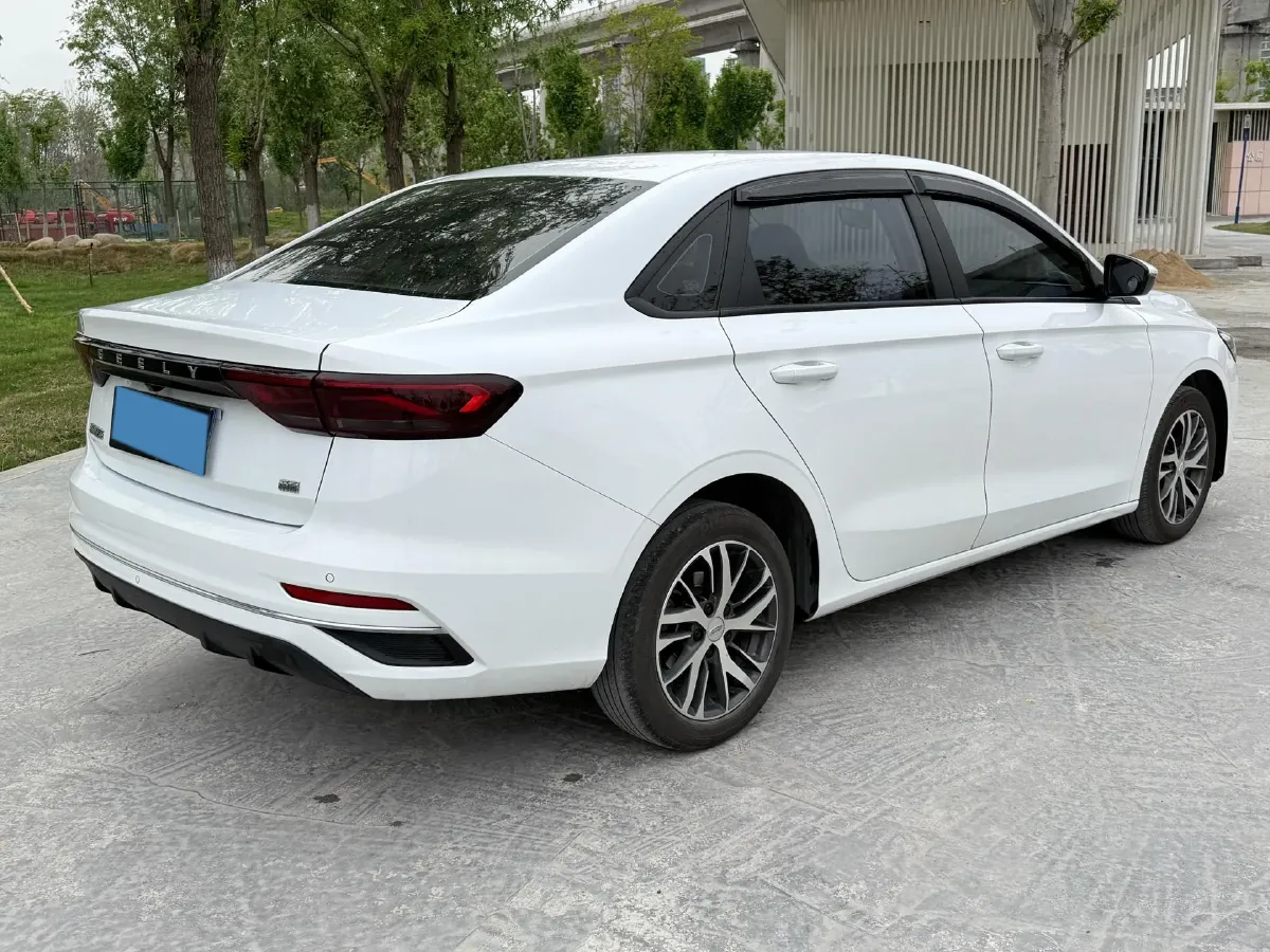 2023 Geely Emgrand 1.5L 127HP L4 5MT,autocango,china used car exporter,china ev exporter,chinese used car exporter,chinese used ev exporter