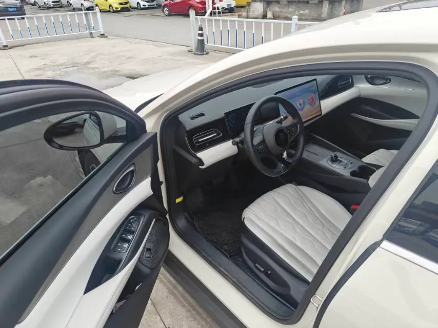 2024 BYD Seal06 1.5L 101HP L4 E-CVT PHEV 15.87KWH,autocango,china used car exporter,china ev exporter,chinese used car exporter,chinese used ev exporter