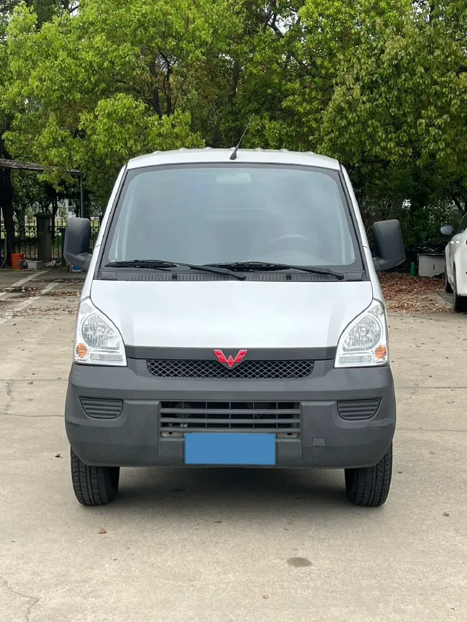 2021 WuLing RongGuang Mini Truck 1.2L 76HP L4 5MT,autocango,china used car exporter,china ev exporter,chinese used car exporter,chinese used ev exporter