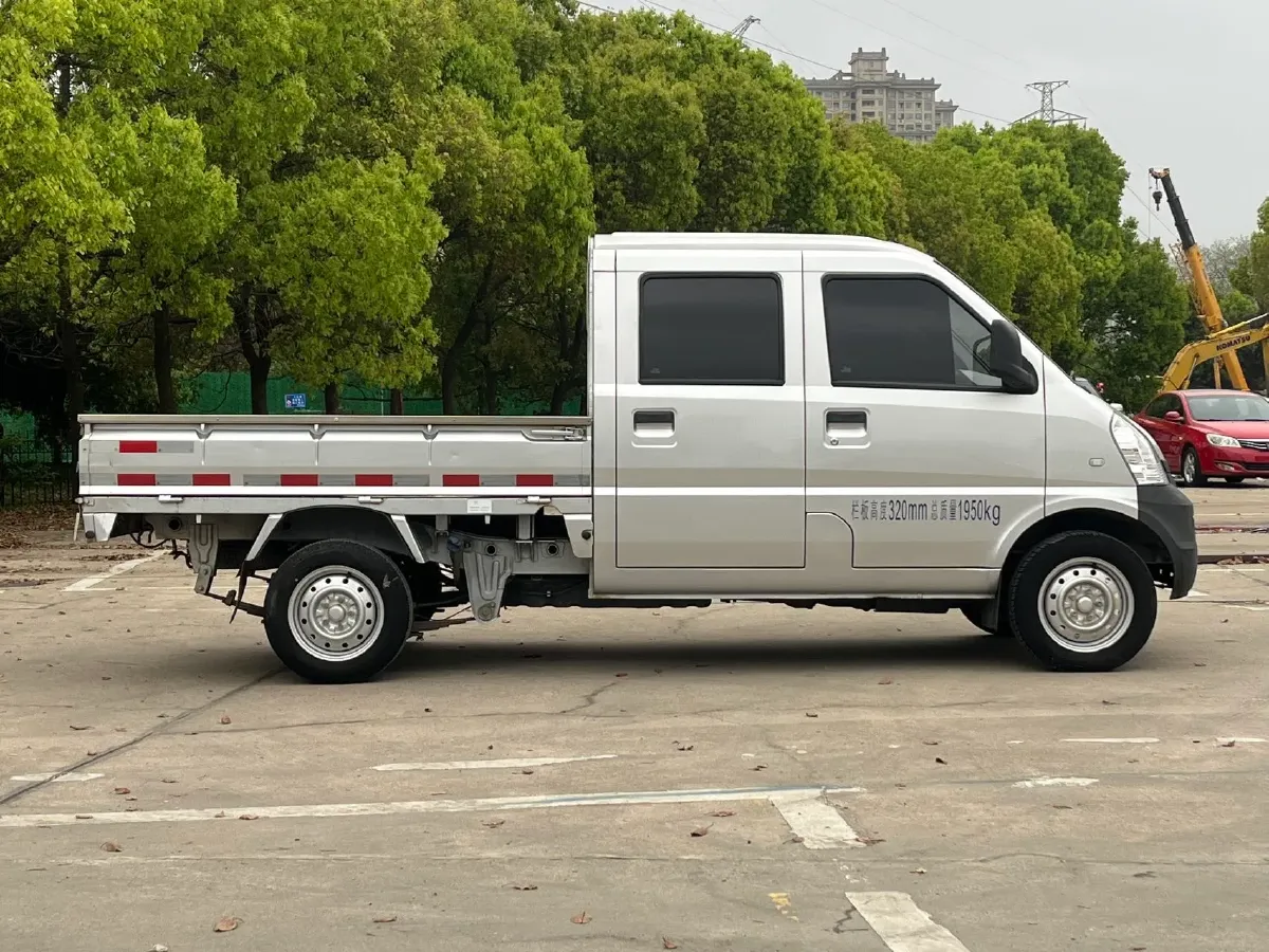 2021 WuLing RongGuang Mini Truck 1.2L 76HP L4 5MT,autocango,china used car exporter,china ev exporter,chinese used car exporter,chinese used ev exporter
