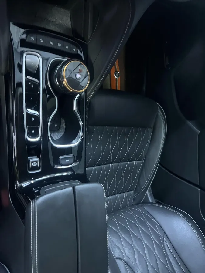 2020 Buick EnvisionS 2.0T 237HP L4 9AT,autocango,china used car exporter,china ev exporter,chinese used car exporter,chinese used ev exporter