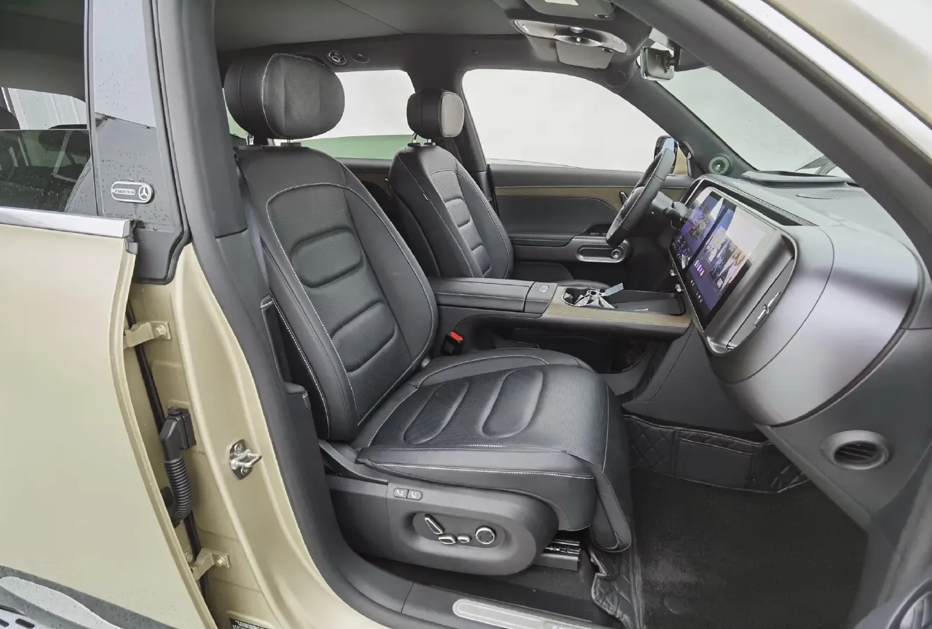 2024 Smart smart Elf 5 BEV 76KWH,autocango,china used car exporter,china ev exporter,chinese used car exporter,chinese used ev exporter