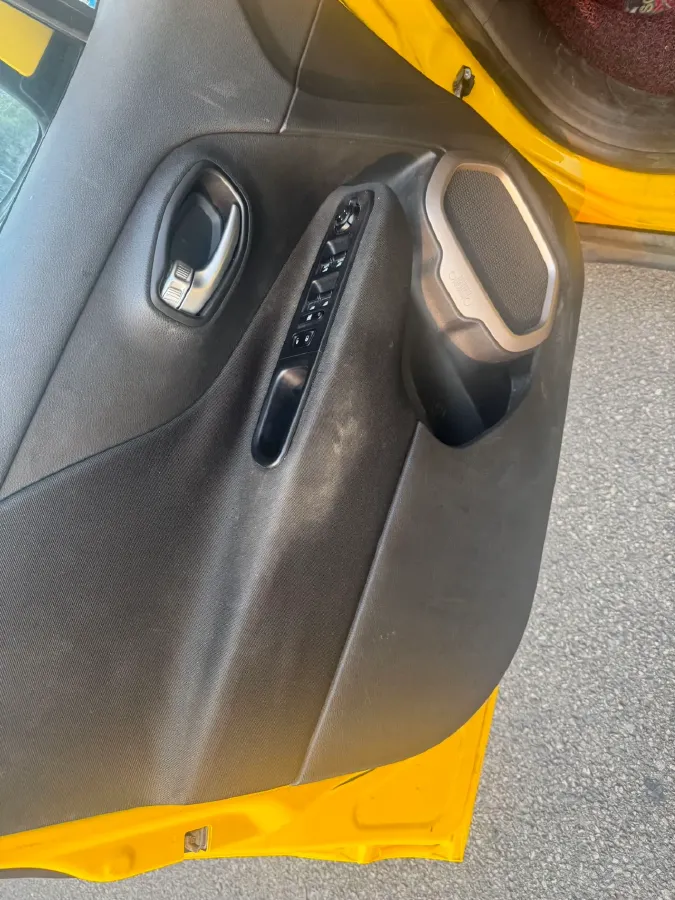 2017 Jeep Renegade 1.4T 150HP L4 7DCT,autocango,china used car exporter,china ev exporter,chinese used car exporter,chinese used ev exporter