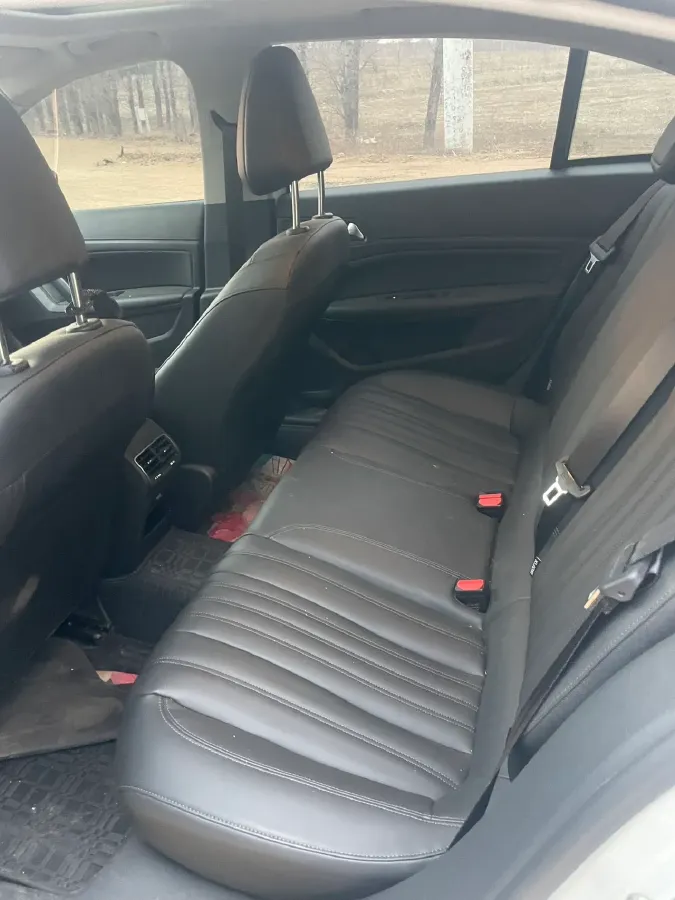 2022 Peugeot 408 1.6T 170HP L4 6AT,autocango,china used car exporter,china ev exporter,chinese used car exporter,chinese used ev exporter