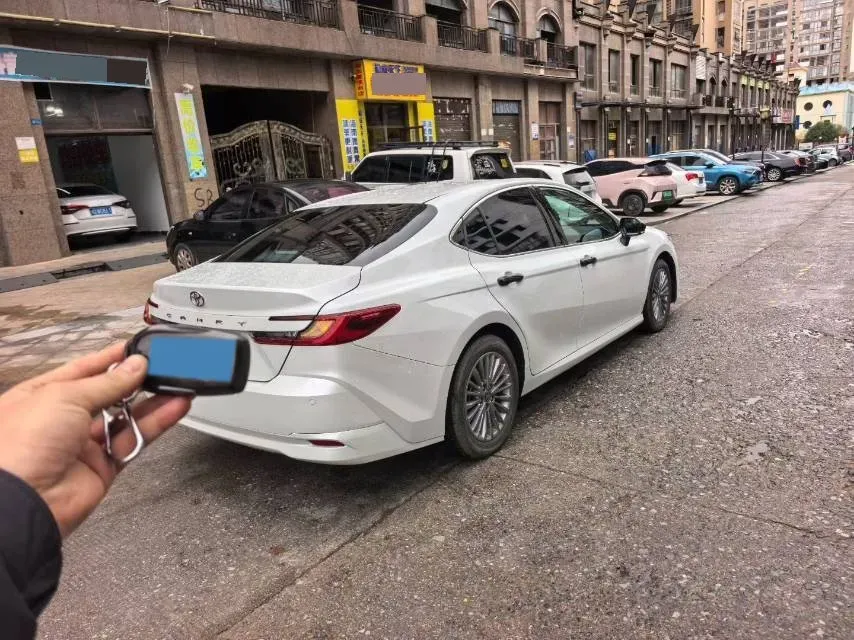 2024 Toyota Camry 2.0L 173HP L4 CVT,autocango,china used car exporter,china ev exporter,chinese used car exporter,chinese used ev exporter