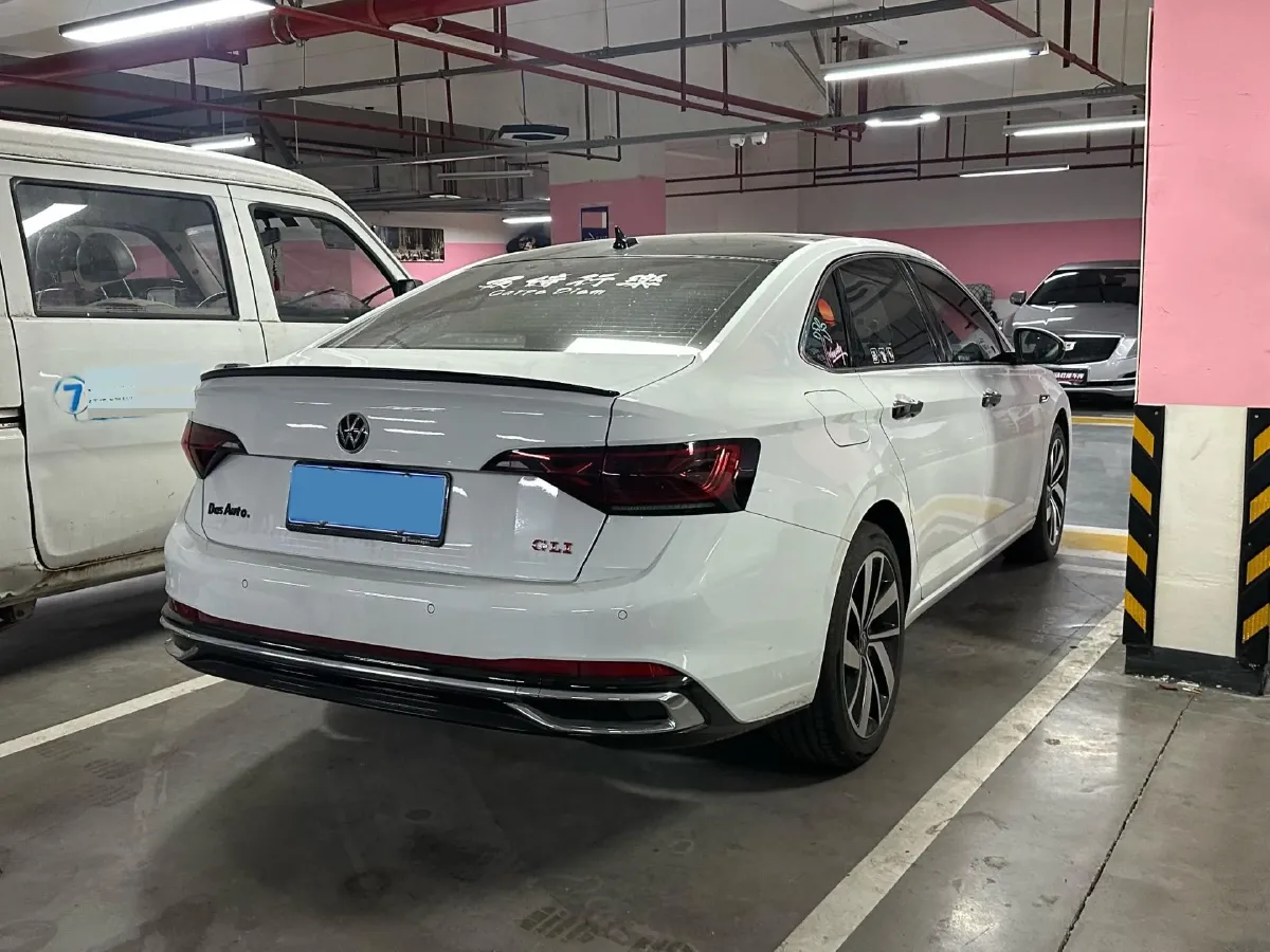 2024 Volkswagen Sagitar 1.5T 160HP L4 7DCT,autocango,china used car exporter,china ev exporter,chinese used car exporter,chinese used ev exporter