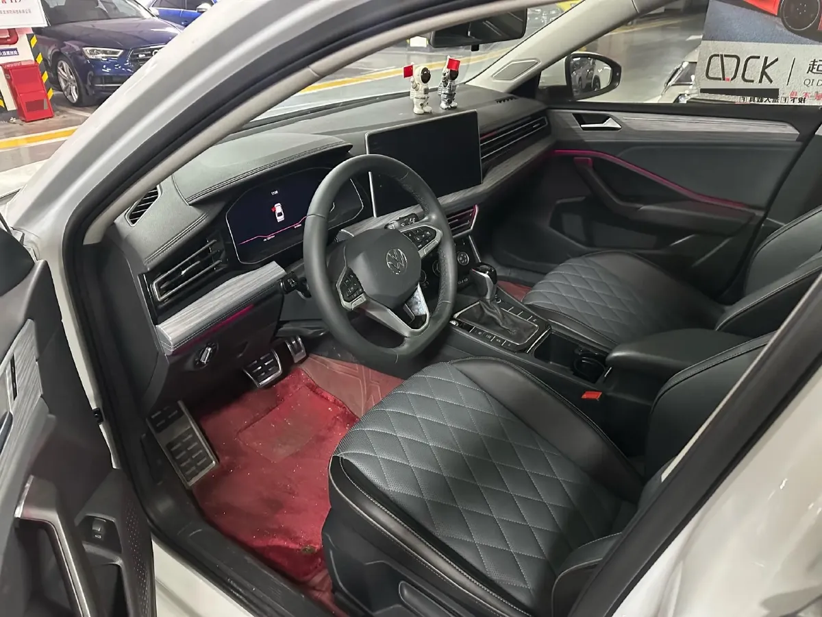 2024 Volkswagen Sagitar 1.5T 160HP L4 7DCT,autocango,china used car exporter,china ev exporter,chinese used car exporter,chinese used ev exporter