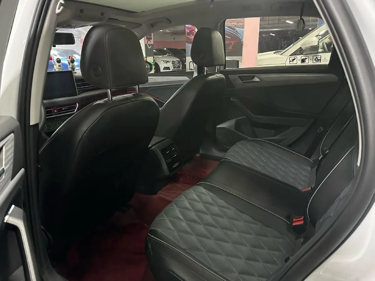 2024 Volkswagen Sagitar 1.5T 160HP L4 7DCT,autocango,china used car exporter,china ev exporter,chinese used car exporter,chinese used ev exporter