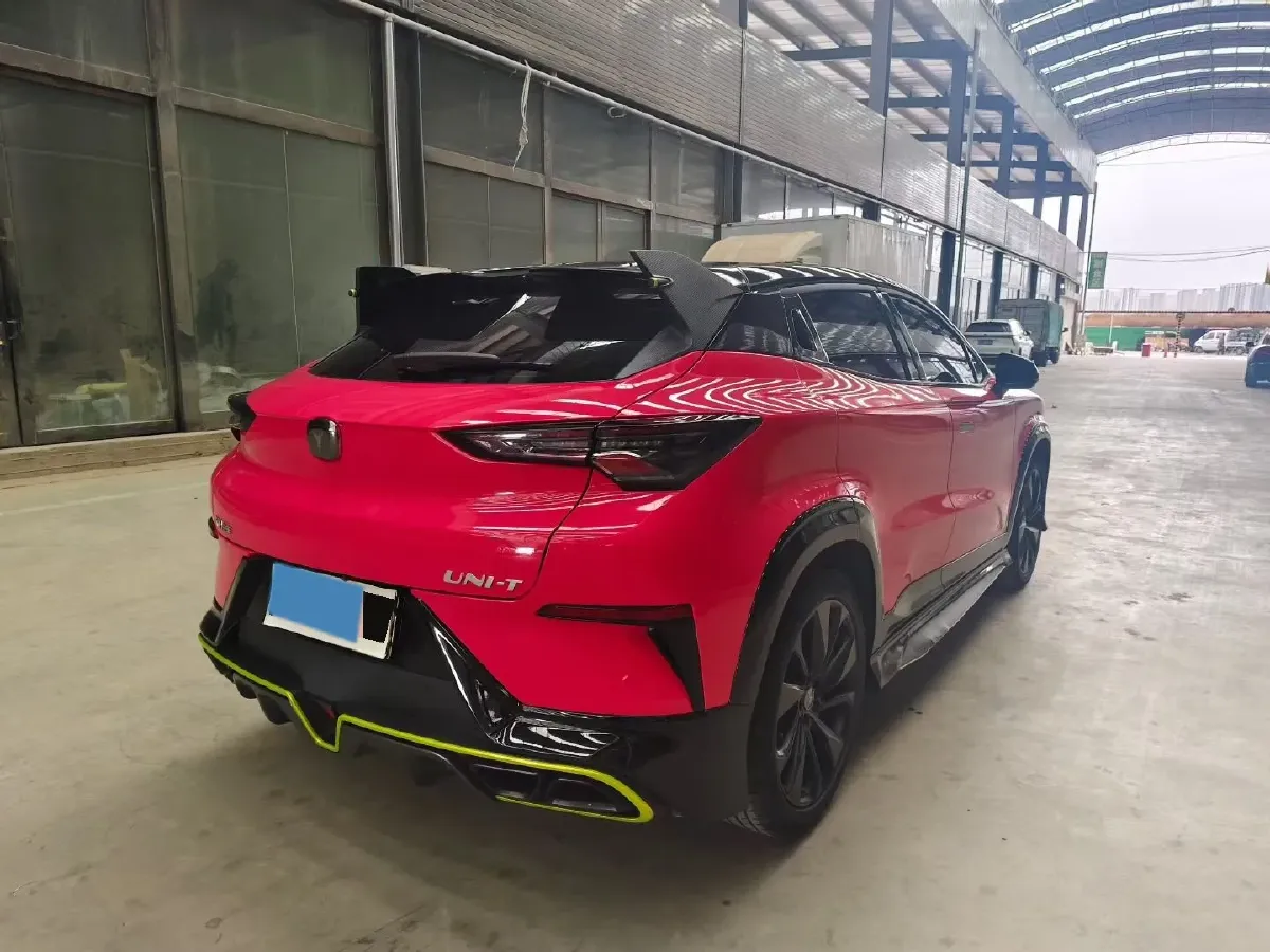 2022 ChangAn UNI-T 1.5T 188HP L4 7DCT,autocango,china used car exporter,china ev exporter,chinese used car exporter,chinese used ev exporter