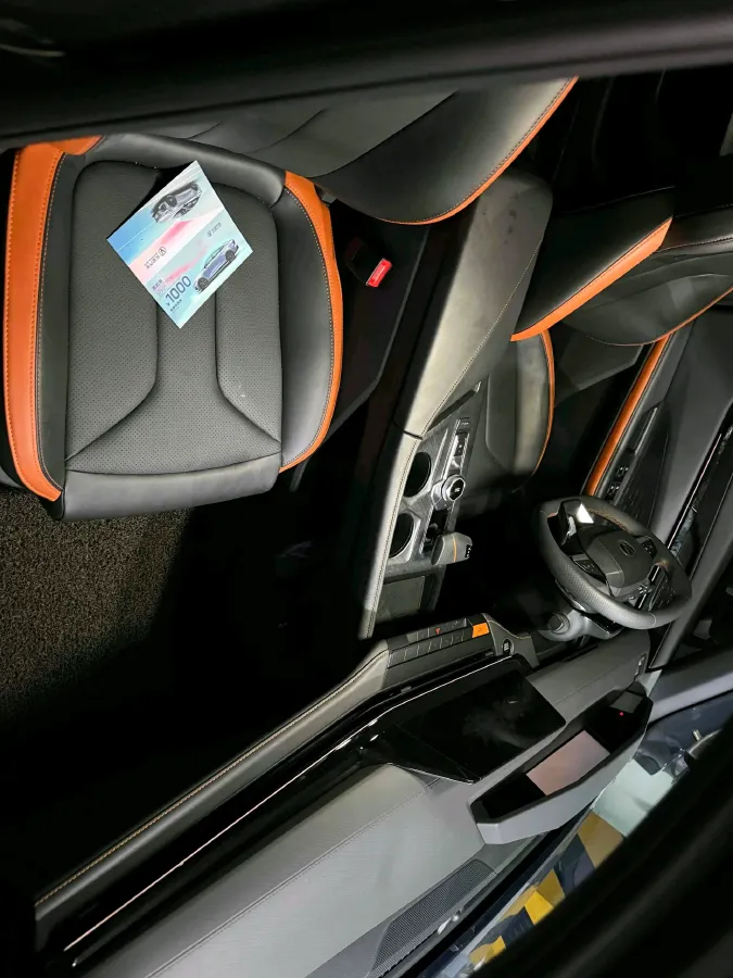 2023 ChangAn UNI-V 1.5T 188HP L4 7DCT,autocango,china used car exporter,china ev exporter,chinese used car exporter,chinese used ev exporter