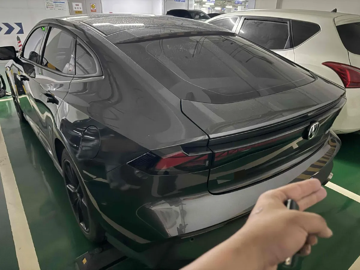 2023 ChangAn UNI-V 1.5T 188HP L4 7DCT,autocango,china used car exporter,china ev exporter,chinese used car exporter,chinese used ev exporter