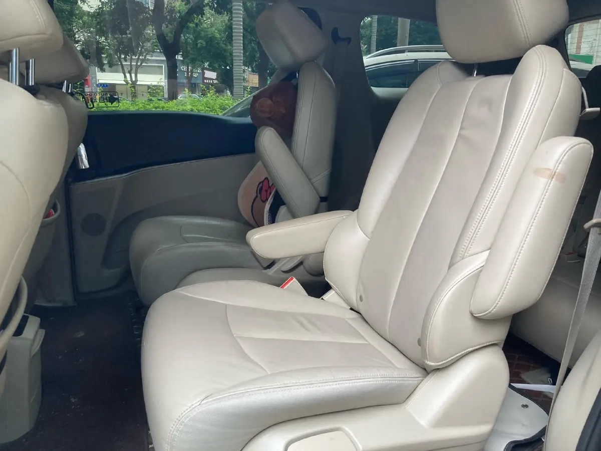 2018 Buick GL8 2.0T 260HP L4 6AT,autocango,china used car exporter,china ev exporter,chinese used car exporter,chinese used ev exporter