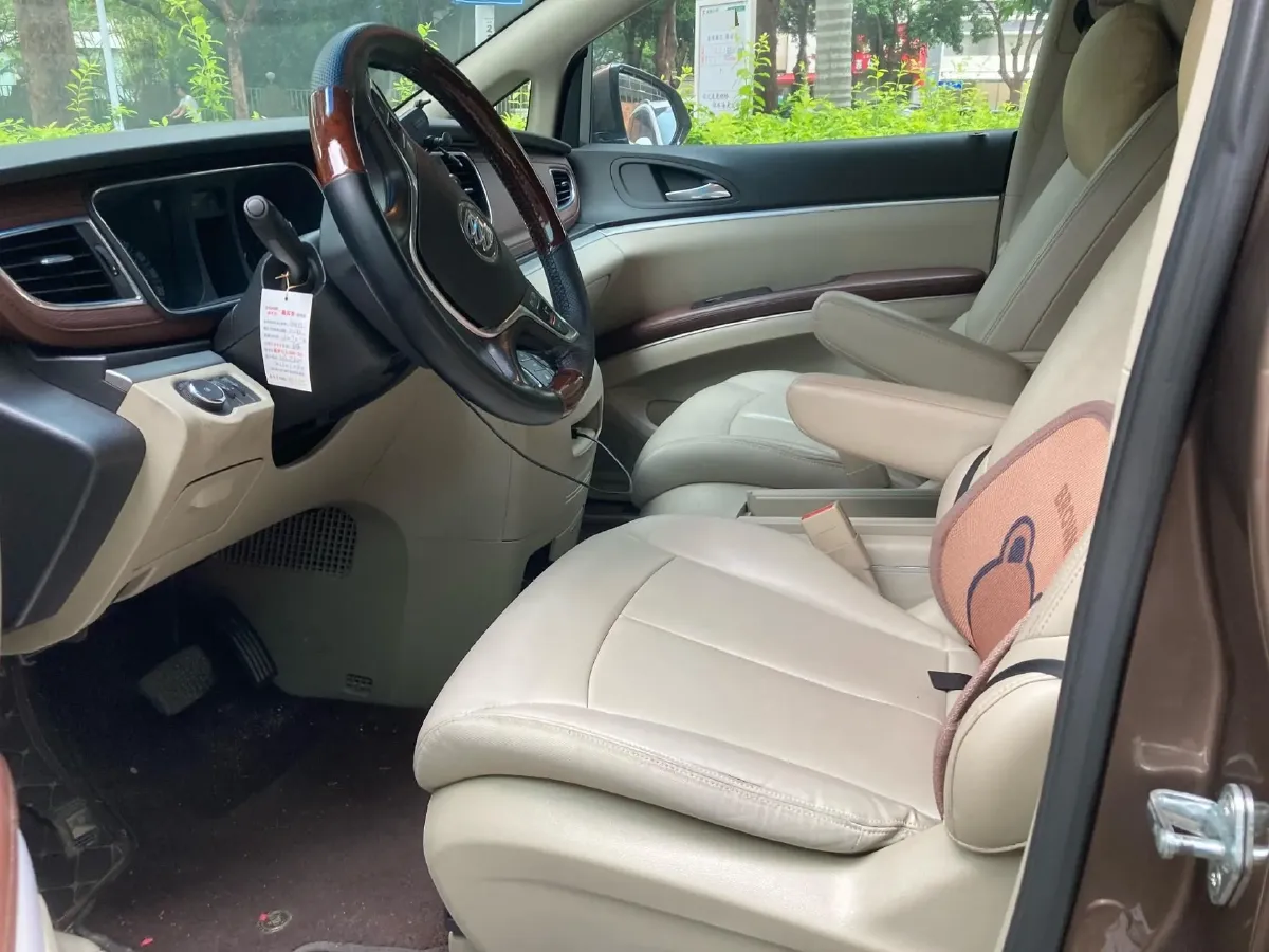 2018 Buick GL8 2.0T 260HP L4 6AT,autocango,china used car exporter,china ev exporter,chinese used car exporter,chinese used ev exporter