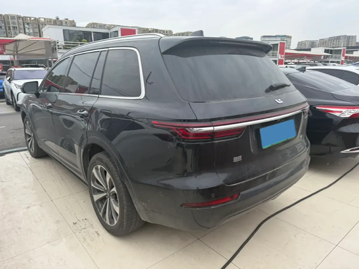 2021 Li ONE Range Extended 131HP REEV 40.5KWH,autocango,china used car exporter,china ev exporter,chinese used car exporter,chinese used ev exporter