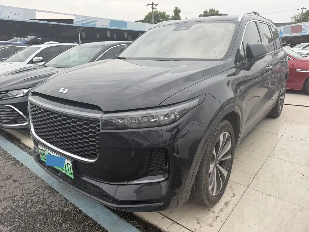 2021 Li ONE Range Extended 131HP REEV 40.5KWH,autocango,china used car exporter,china ev exporter,chinese used car exporter,chinese used ev exporter