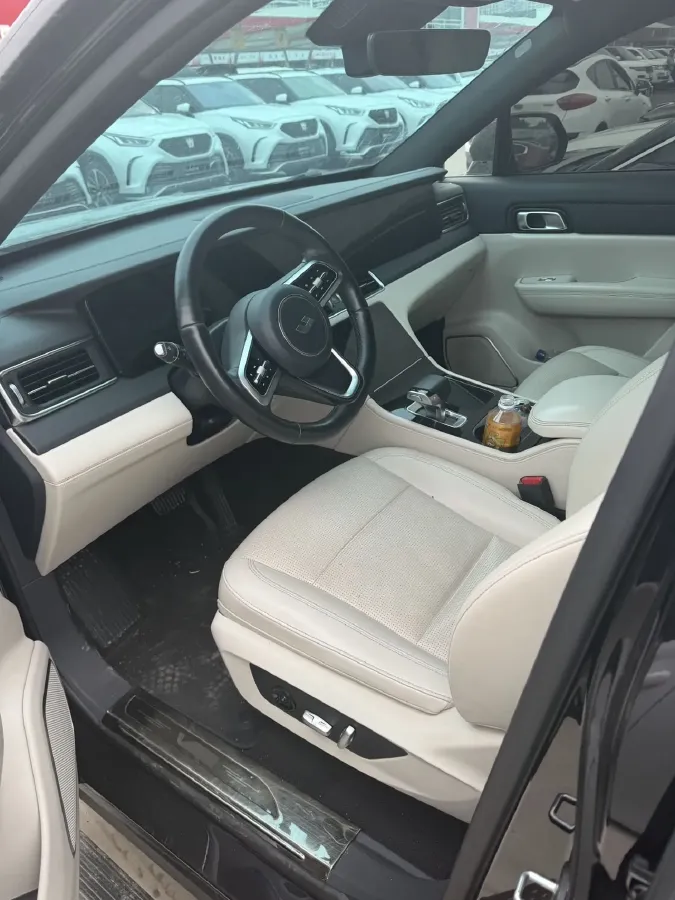 2021 Li ONE Range Extended 131HP REEV 40.5KWH,autocango,china used car exporter,china ev exporter,chinese used car exporter,chinese used ev exporter