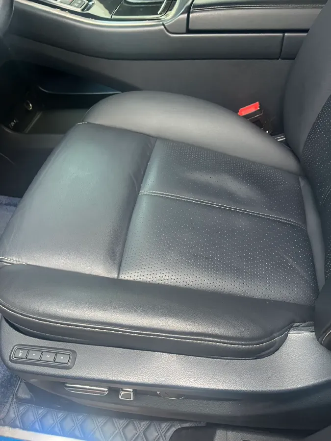 2021 GAC Trumpchi M8 2.0T 252HP L4 8AT,autocango,china used car exporter,china ev exporter,chinese used car exporter,chinese used ev exporter