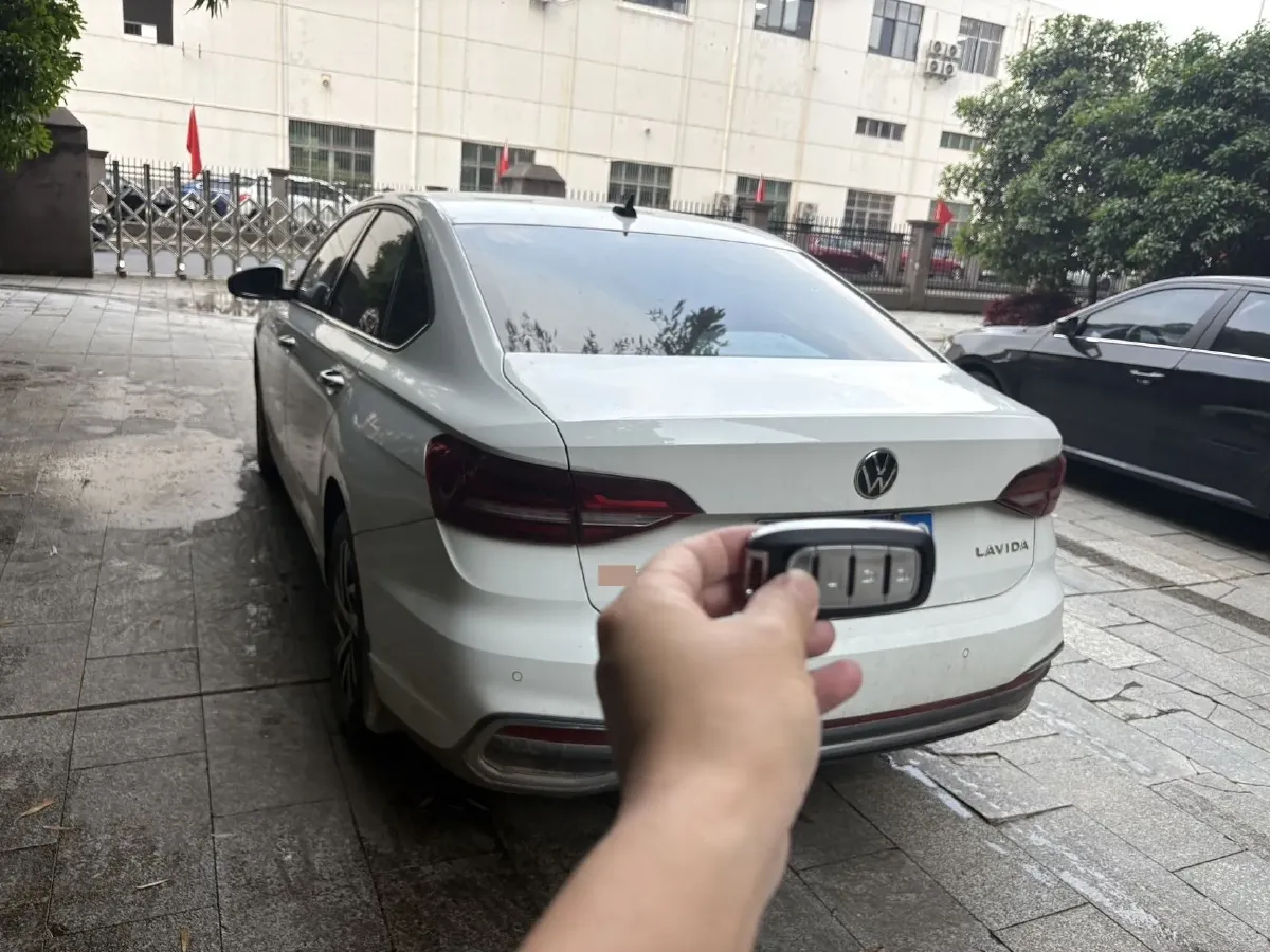 2023 Volkswagen Lavida 1.5L 113HP L4 6AT,autocango,china used car exporter,china ev exporter,chinese used car exporter,chinese used ev exporter