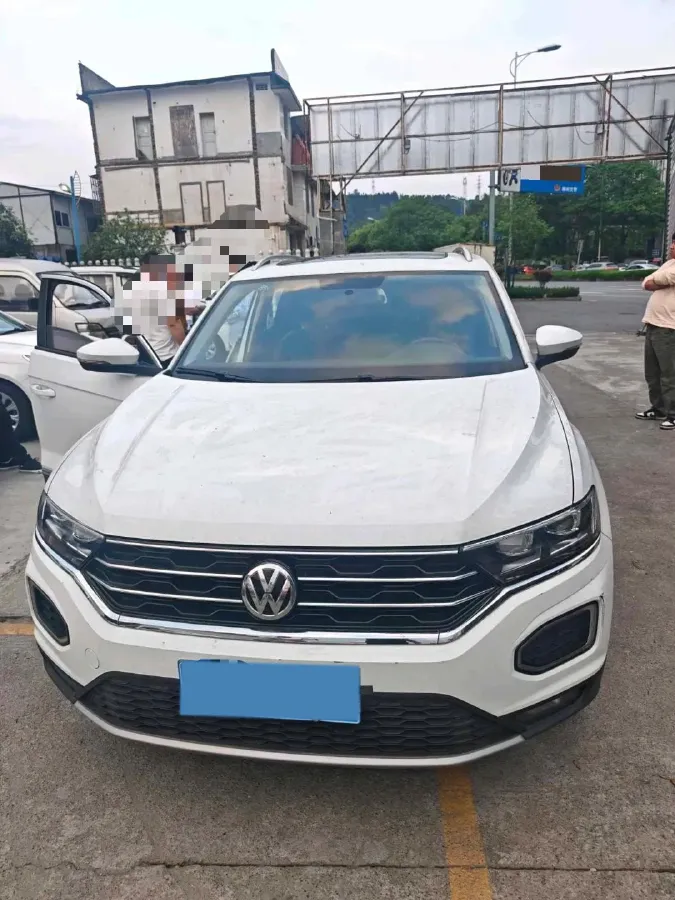2019 Volkswagen T-Roc 1.4T 150HP L4 7DCT,autocango,china used car exporter,china ev exporter,chinese used car exporter,chinese used ev exporter
