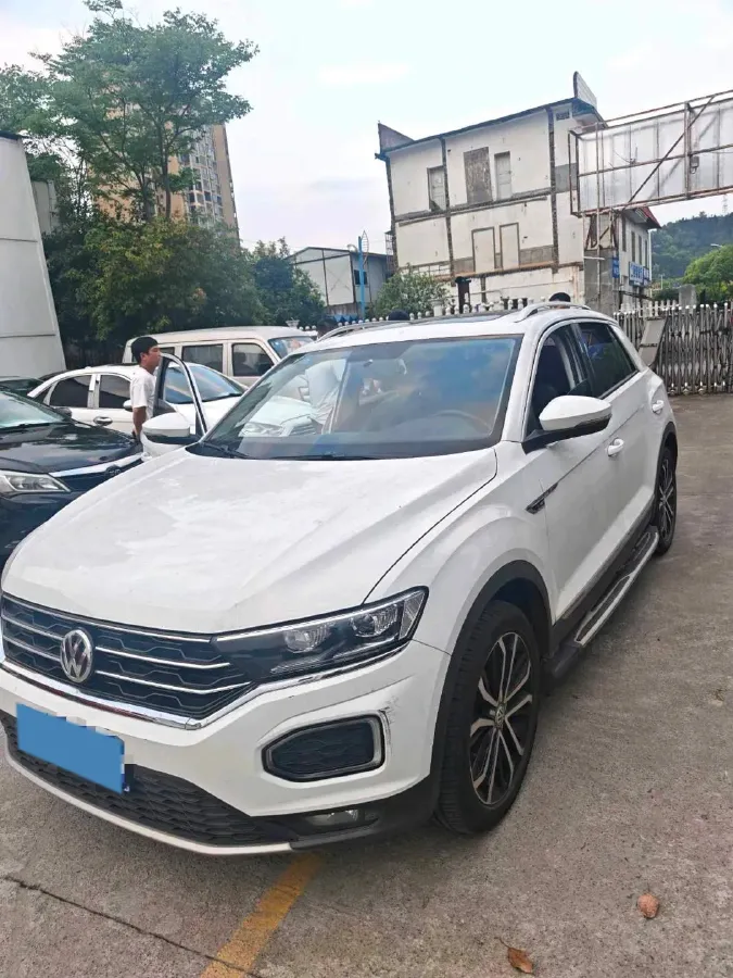 2019 Volkswagen T-Roc 1.4T 150HP L4 7DCT,autocango,china used car exporter,china ev exporter,chinese used car exporter,chinese used ev exporter