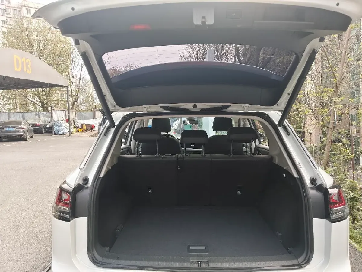 2023 Volkswagen Tayron 1.4T 150HP L4 7DCT,autocango,china used car exporter,china ev exporter,chinese used car exporter,chinese used ev exporter