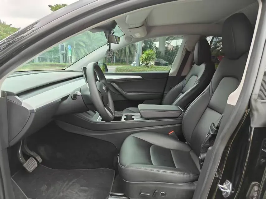 2022 Tesla Model Y BEV 60KWH,autocango,china used car exporter,china ev exporter,chinese used car exporter,chinese used ev exporter