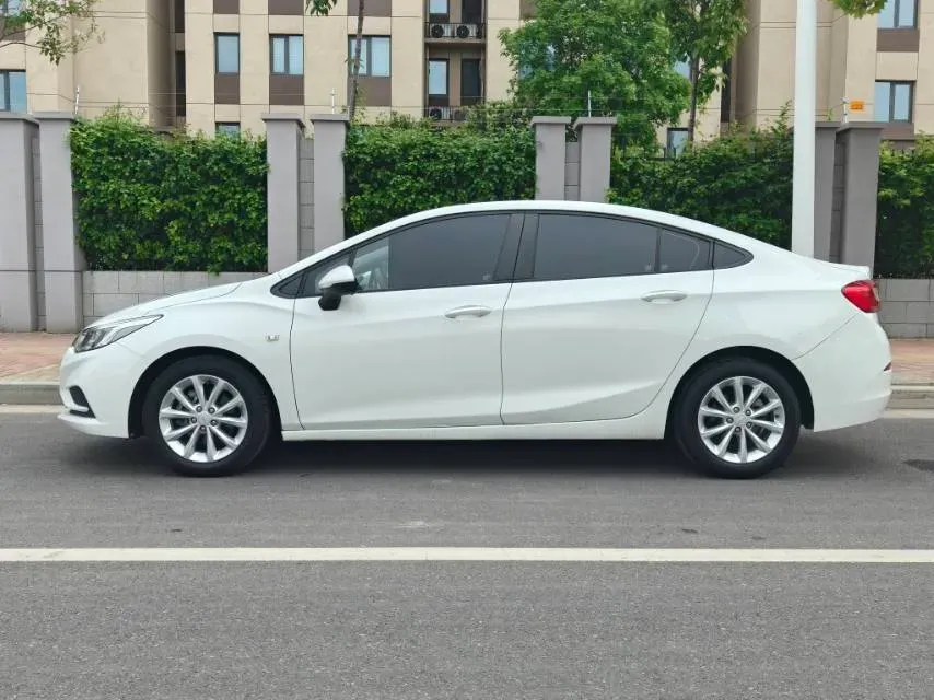 2018 Chevrolet Cruze 1.5L 114HP L4 6AT,autocango,china used car exporter,china ev exporter,chinese used car exporter,chinese used ev exporter