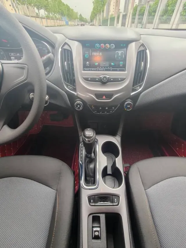 2018 Chevrolet Cruze 1.5L 114HP L4 6AT,autocango,china used car exporter,china ev exporter,chinese used car exporter,chinese used ev exporter