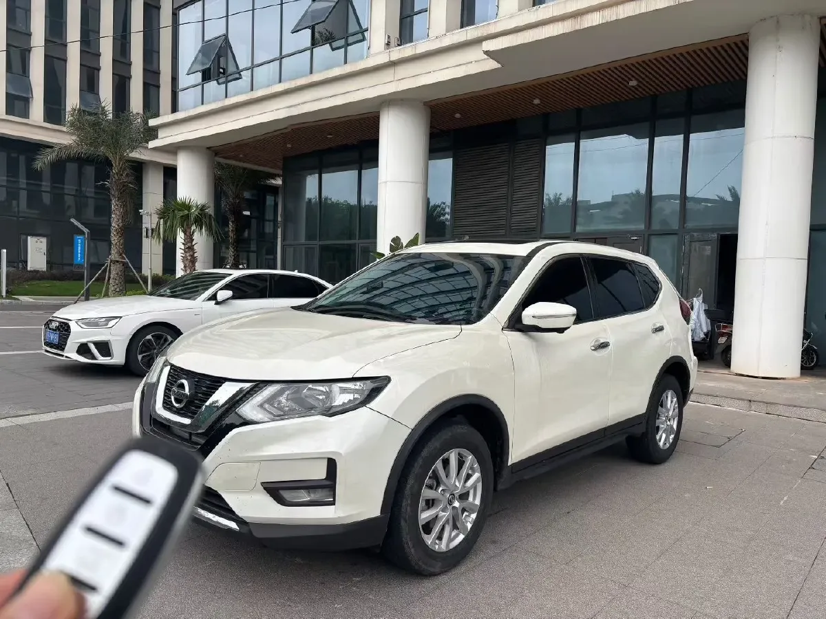 2019 Nissan X-Trail 2.0L 154HP L4 CVT,autocango,china used car exporter,china ev exporter,chinese used car exporter,chinese used ev exporter