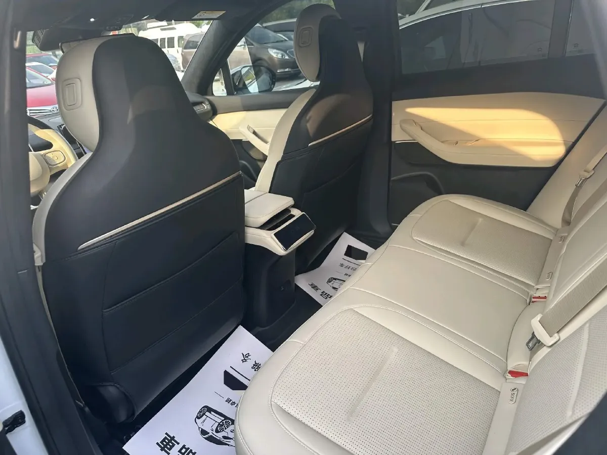 2024 NIO ES6 BEV 75KWH,autocango,china used car exporter,china ev exporter,chinese used car exporter,chinese used ev exporter