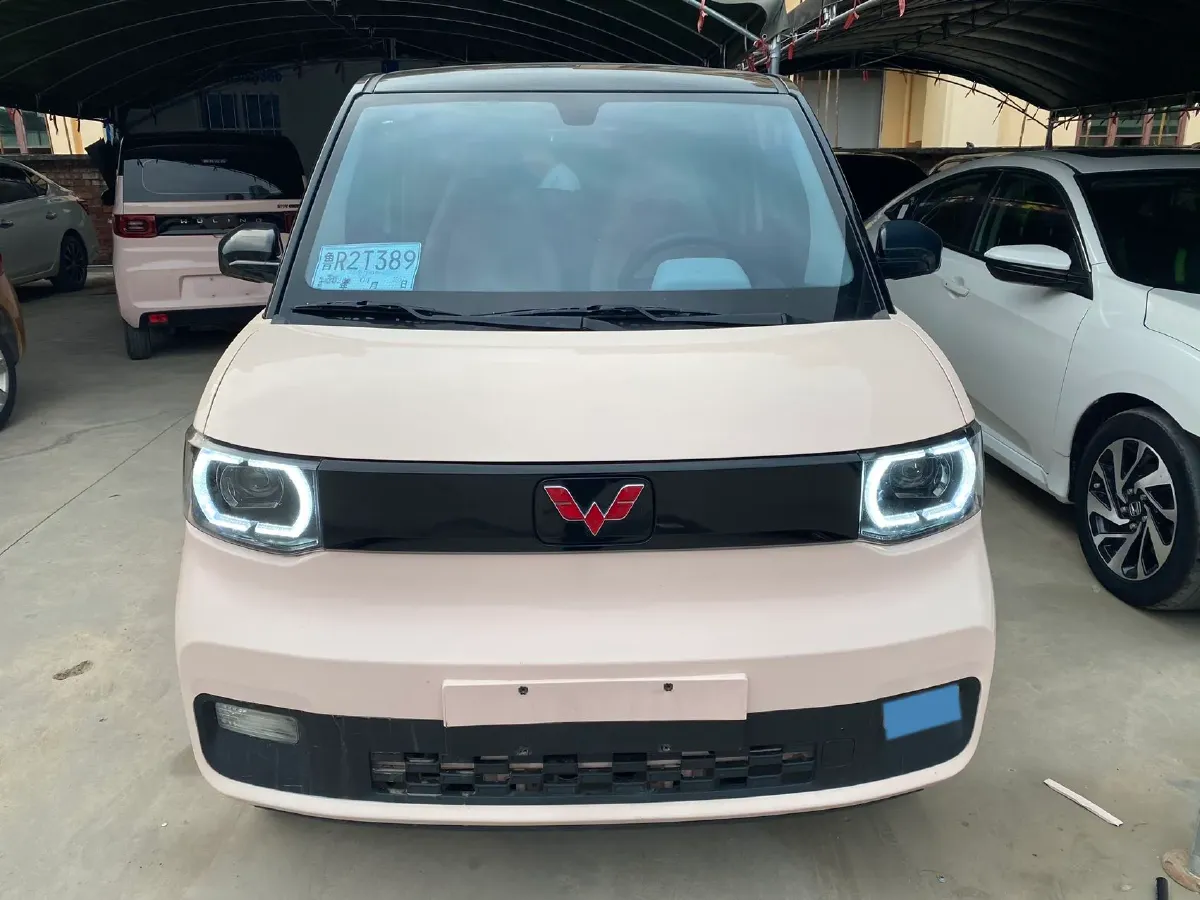 2021 WuLing HongGuang MINI EV BEV 13.9KWH,autocango,china used car exporter,china ev exporter,chinese used car exporter,chinese used ev exporter
