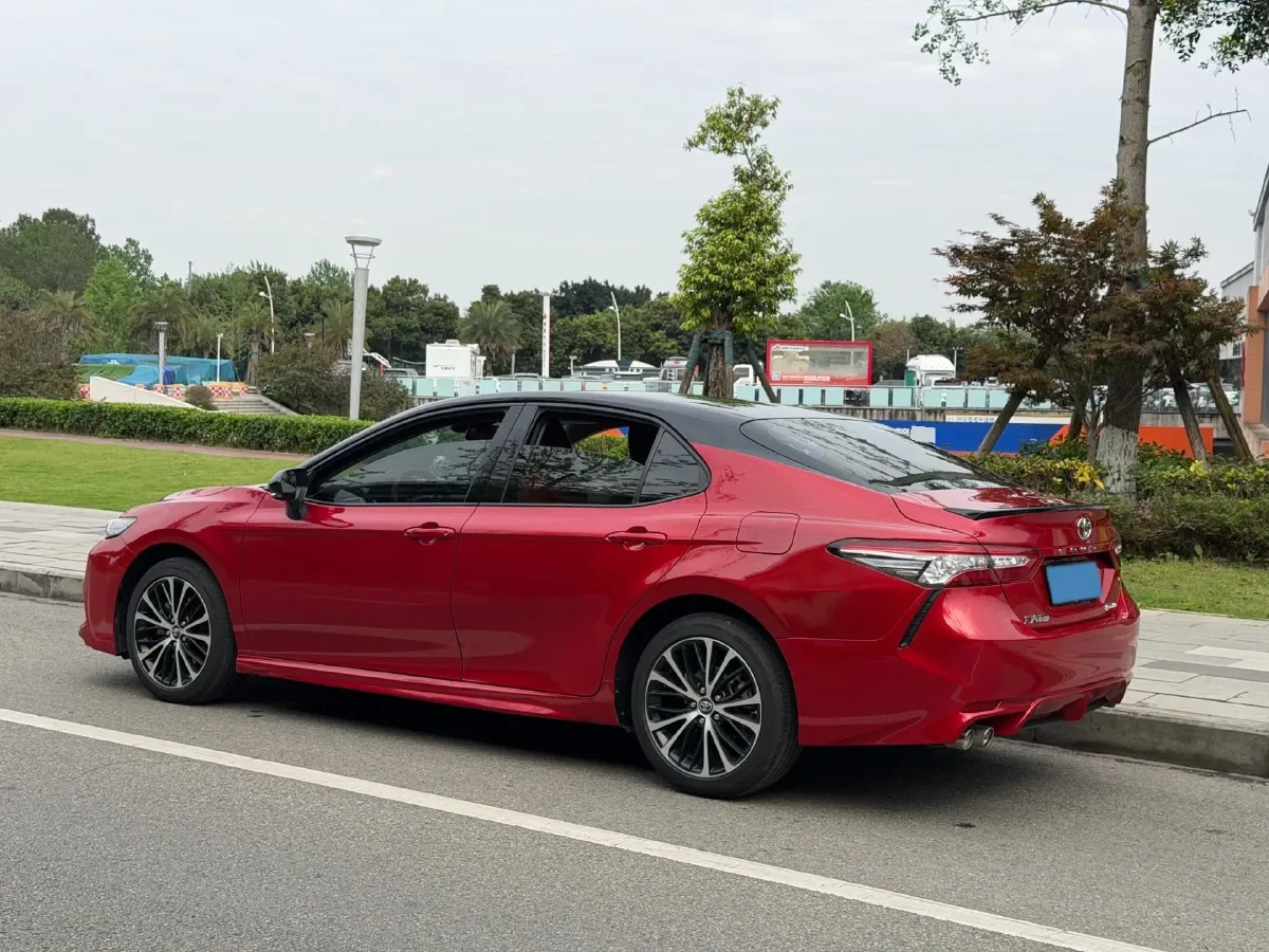 2019 Toyota Camry 2.0L 178HP L4 CVT,autocango,china used car exporter,china ev exporter,chinese used car exporter,chinese used ev exporter