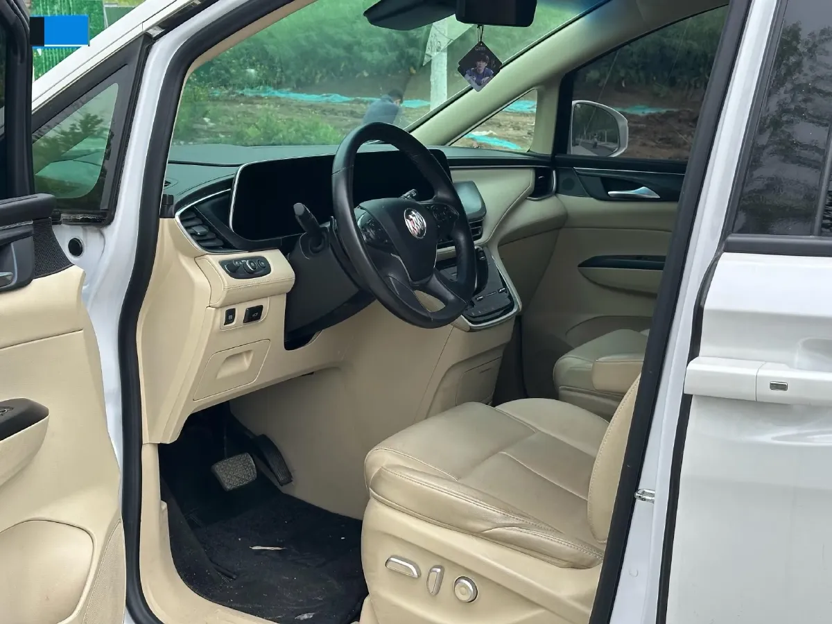 2023 Buick GL8 2.0T 237HP L4 9AT,autocango,china used car exporter,china ev exporter,chinese used car exporter,chinese used ev exporter
