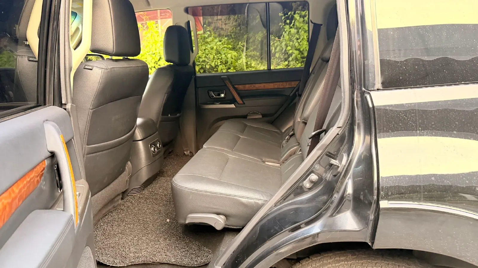 2016 Mitsubishi Pajero 3.0L 174HP V6 5AT,autocango,china used car exporter,china ev exporter,chinese used car exporter,chinese used ev exporter