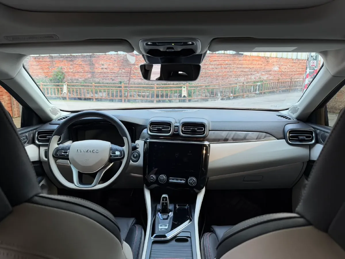 2019 LYNK&CO 02 2.0T 190HP L4 6AT,autocango,china used car exporter,china ev exporter,chinese used car exporter,chinese used ev exporter