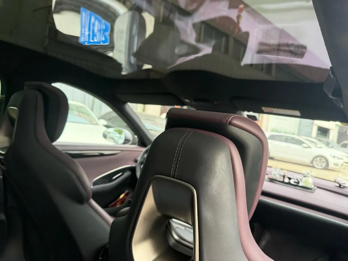 2024 MI SU7 BEV 101KWH,autocango,china used car exporter,china ev exporter,chinese used car exporter,chinese used ev exporter