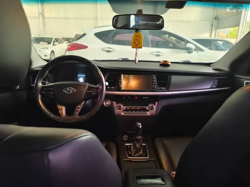 2017 Hyundai Mistra 1.8L 143HP L4 6AT,autocango,china used car exporter,china ev exporter,chinese used car exporter,chinese used ev exporter