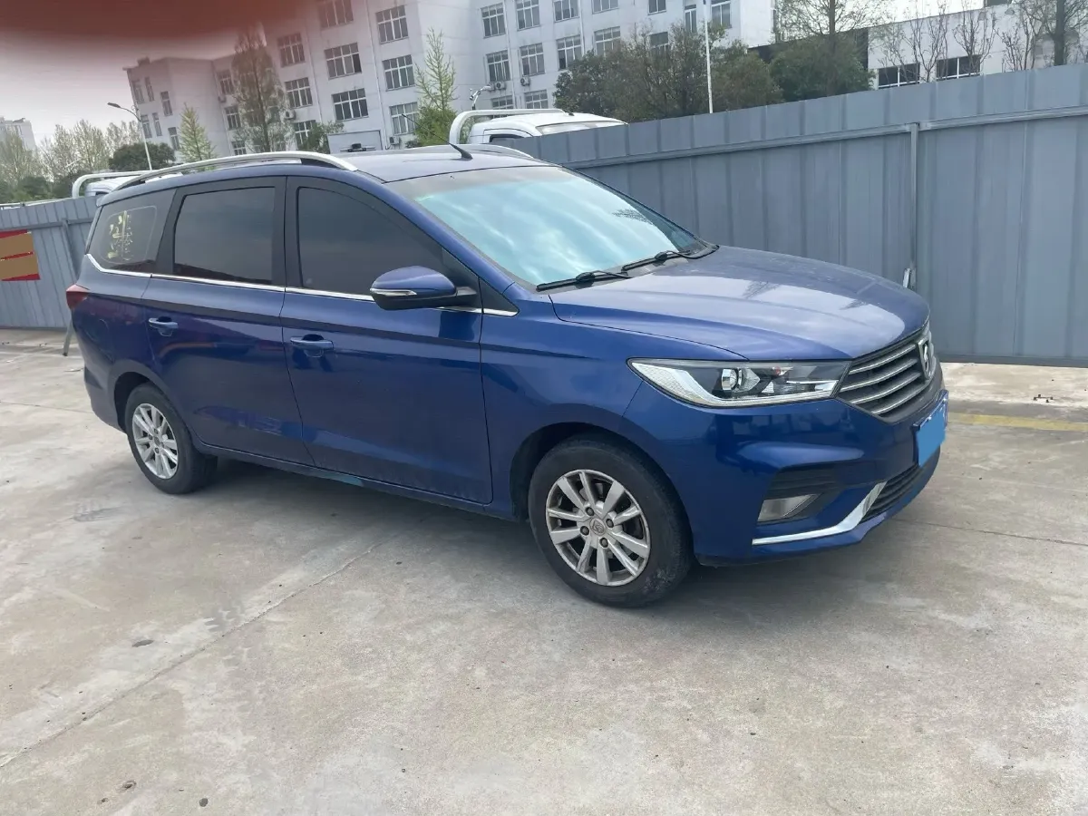 2018 BaoJun 360 1.5L 112HP L4 6MT,autocango,china used car exporter,china ev exporter,chinese used car exporter,chinese used ev exporter