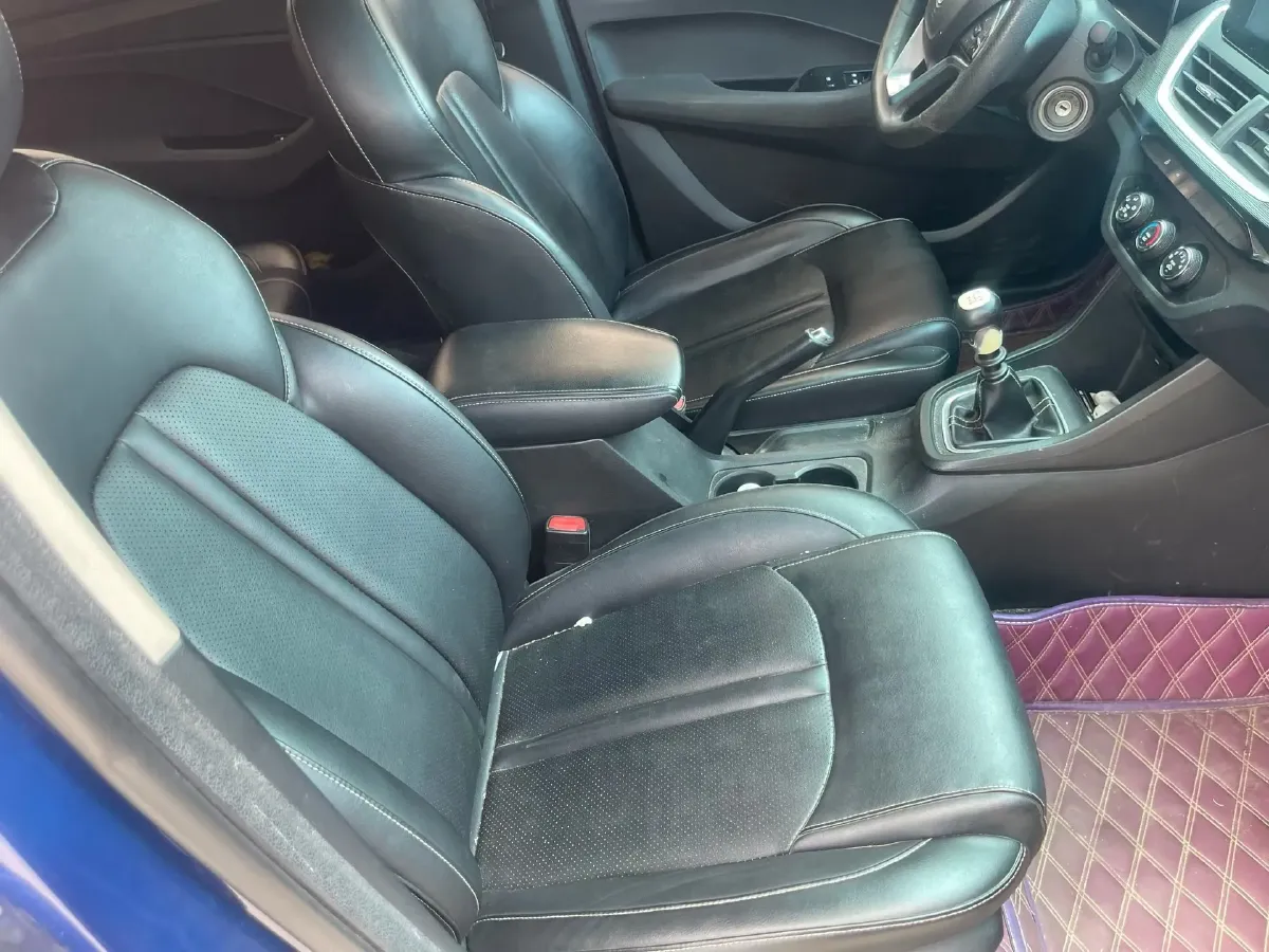 2018 BaoJun 360 1.5L 112HP L4 6MT,autocango,china used car exporter,china ev exporter,chinese used car exporter,chinese used ev exporter