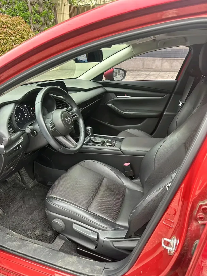 2020 Mazda 3 Axela 1.5L 117HP L4 6AT,autocango,china used car exporter,china ev exporter,chinese used car exporter,chinese used ev exporter