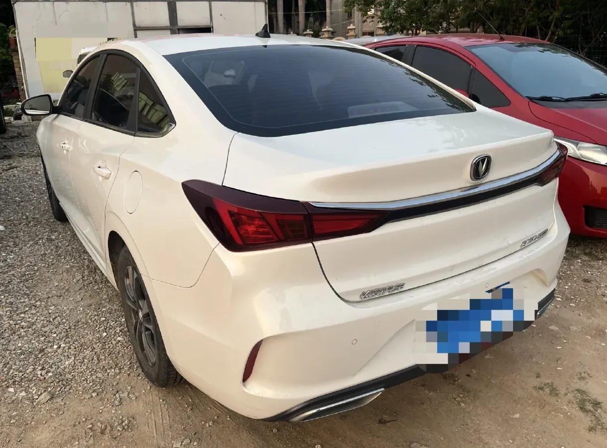 2022 ChangAn Eado 1.6L 128HP L4 CVT,autocango,china used car exporter,china ev exporter,chinese used car exporter,chinese used ev exporter