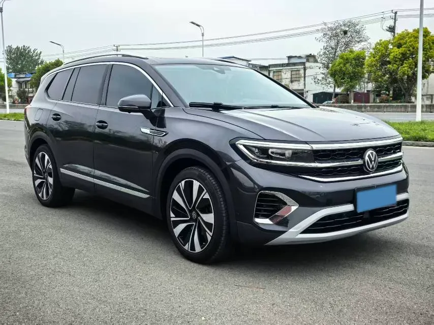 2023 Volkswagen Talagon 2.0T 220HP L4 7DCT,autocango,china used car exporter,china ev exporter,chinese used car exporter,chinese used ev exporter