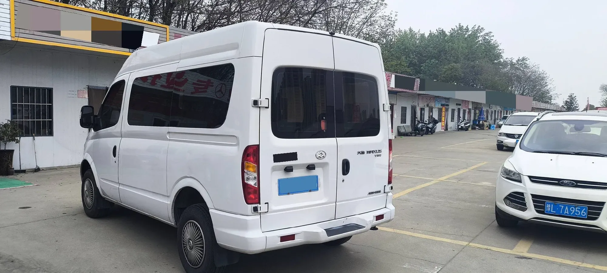 2018 MAXUS XinTu V80 2.5T 136HP L4 6MT,autocango,china used car exporter,china ev exporter,chinese used car exporter,chinese used ev exporter